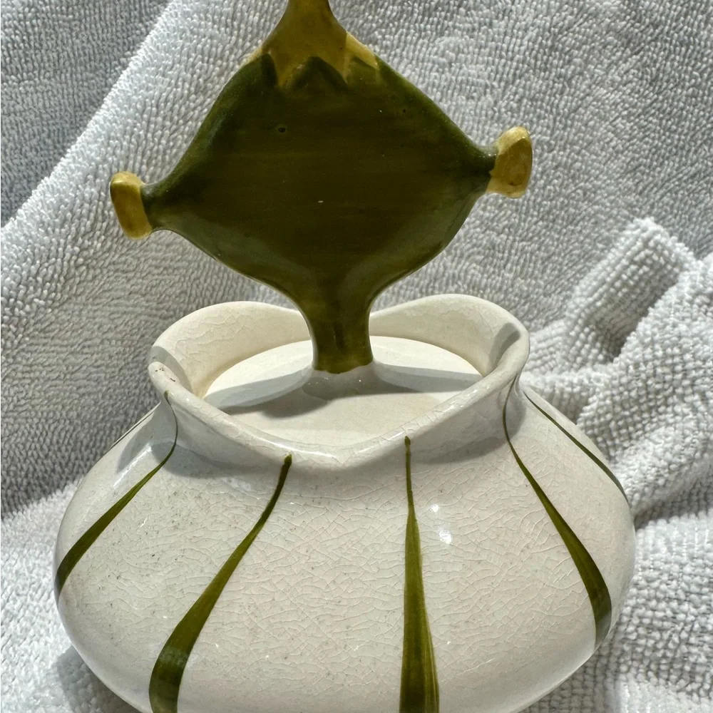 Pixieware - Ceramic Olive Jar with Green Accents - Picture 2 of 3